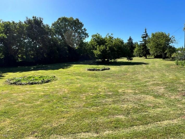 Maison chambre d'hôtes - 370 m² - 13 pièces