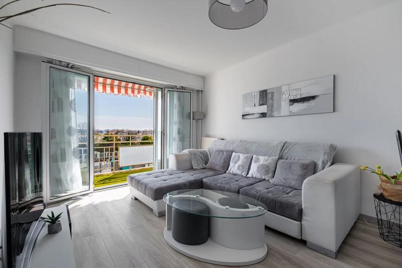 Appartement - 84 m² - 4 pièces