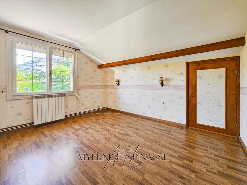 Maison - 168 m² - 4 pièces