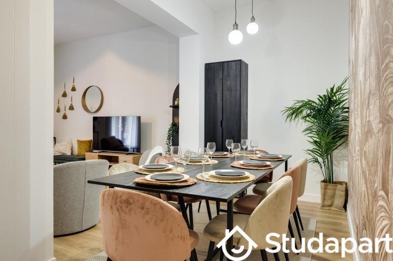 Chambre - 13 m² - 1 pièce