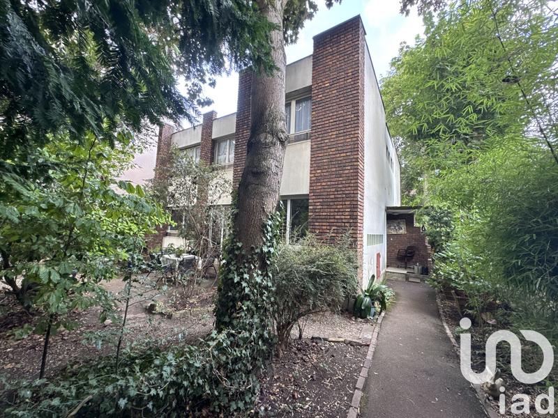 Maison - 160 m² - 8 pièces