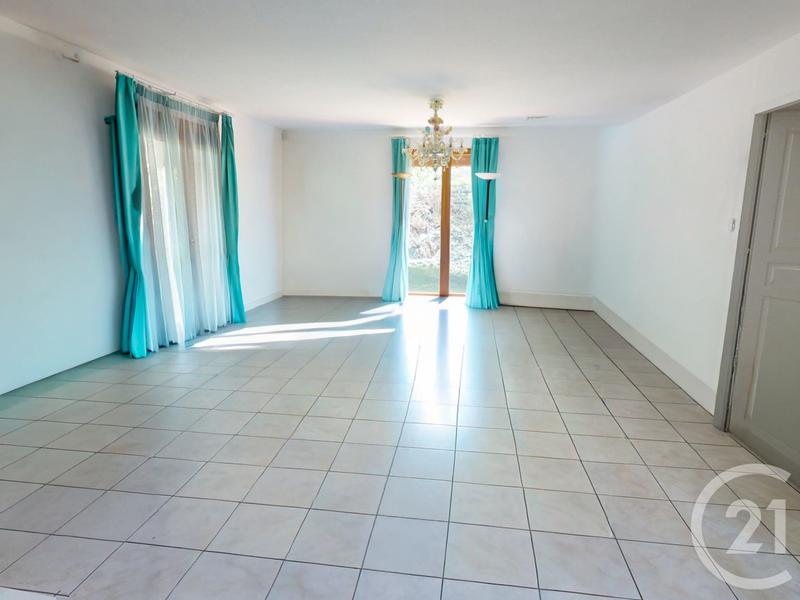 Maison - 117 m² - 5 pièces