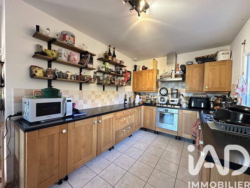 Maison - 96 m² - 5 pièces