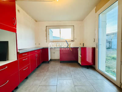 Maison - 96 m² - 4 pièces