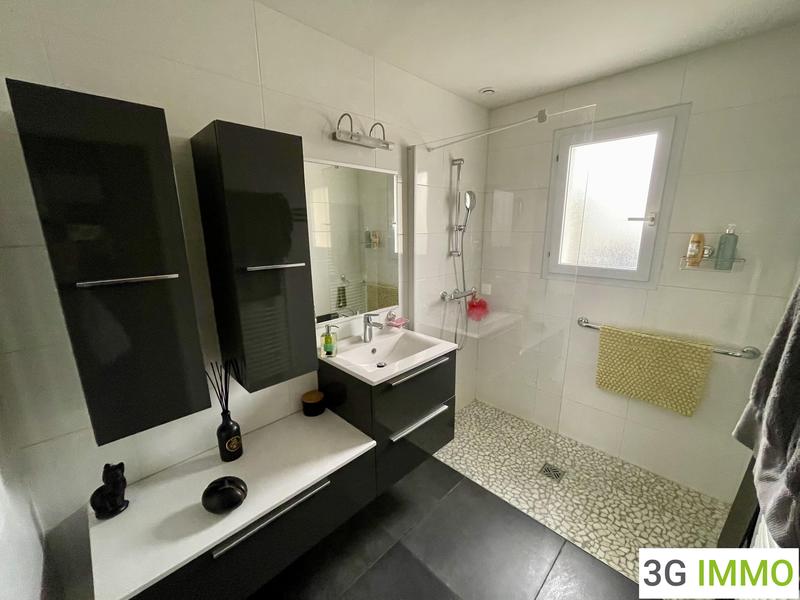 Maison - 94 m² - 3 pièces