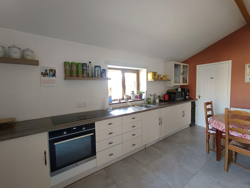 Maison - 147 m² - 6 pièces