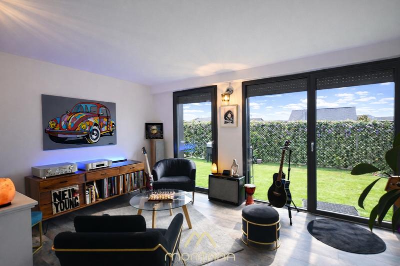 Maison contemporaine - 223 m² - 6 pièces