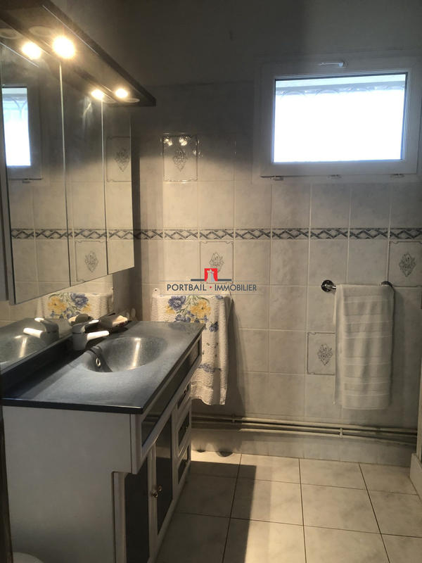 Maison - 188 m² - 7 pièces