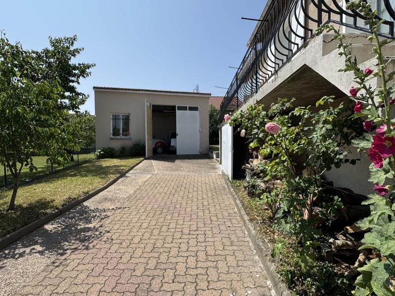 Maison traditionnelle - 123 m² - 6 pièces