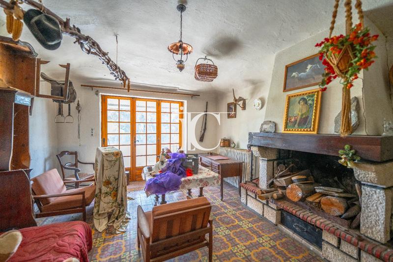 Maison - 180 m² - 7 pièces