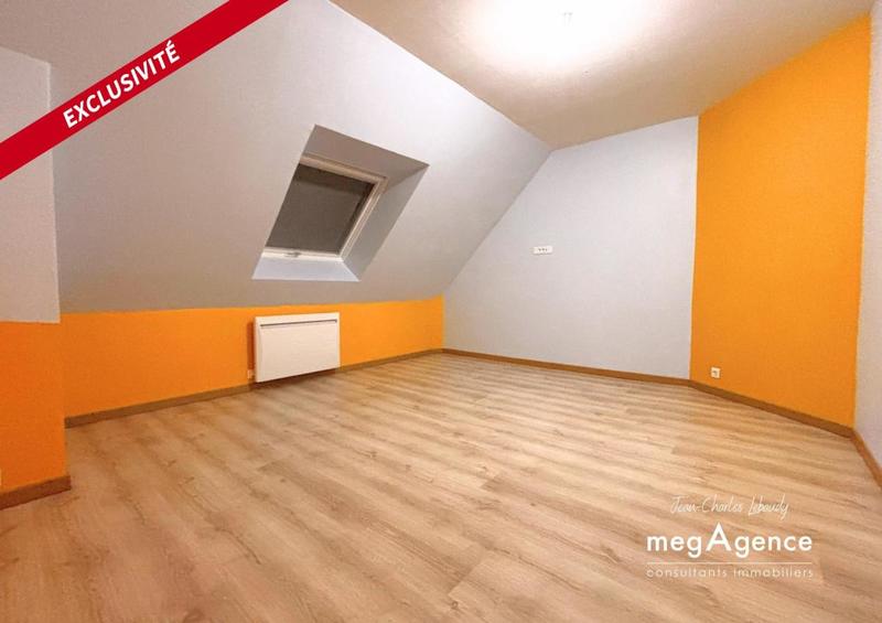 Maison traditionnelle - 110 m² - 5 pièces