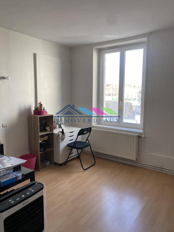 Appartement - 87 m² - 3 pièces