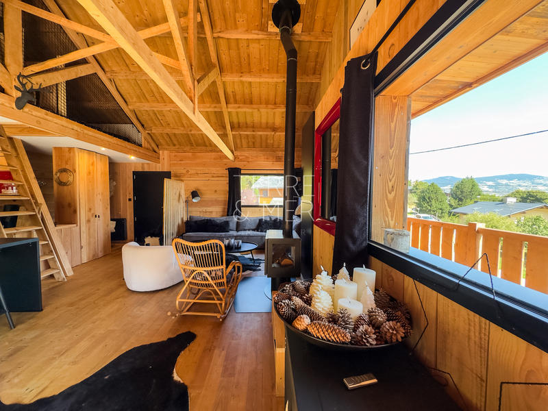 Maison - 95 m² - 4 pièces