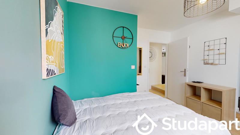 Chambre - 9 m² - 1 pièce