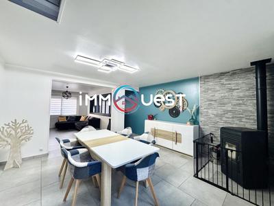 Maison - 153 m² - 5 pièces