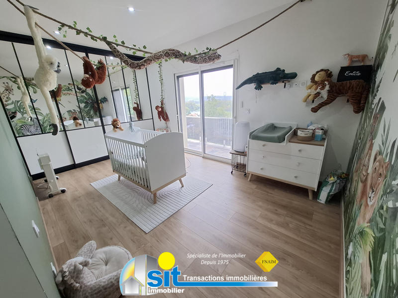 Villa - 200 m² - 7 pièces