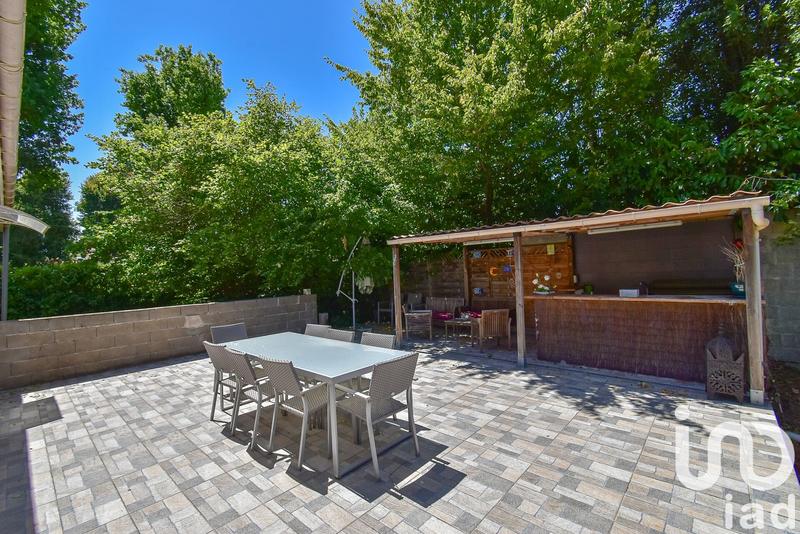 Maison - 196 m² - 6 pièces