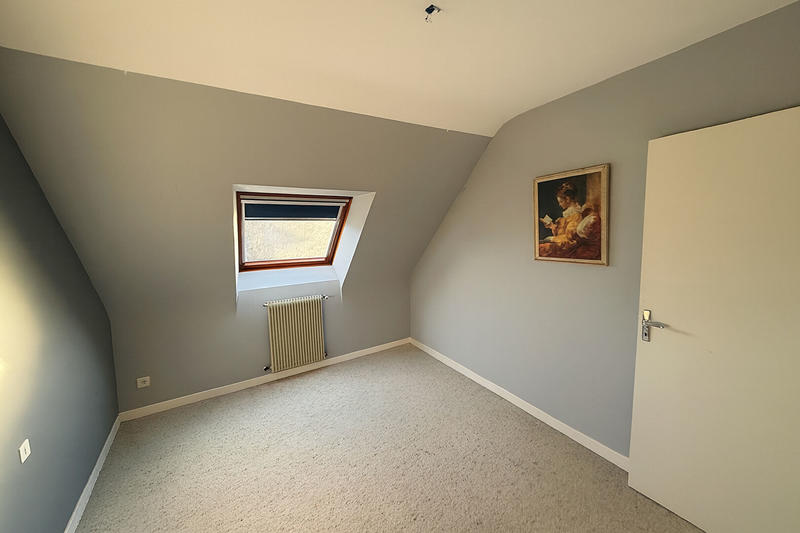 Maison - 98 m² - 5 pièces