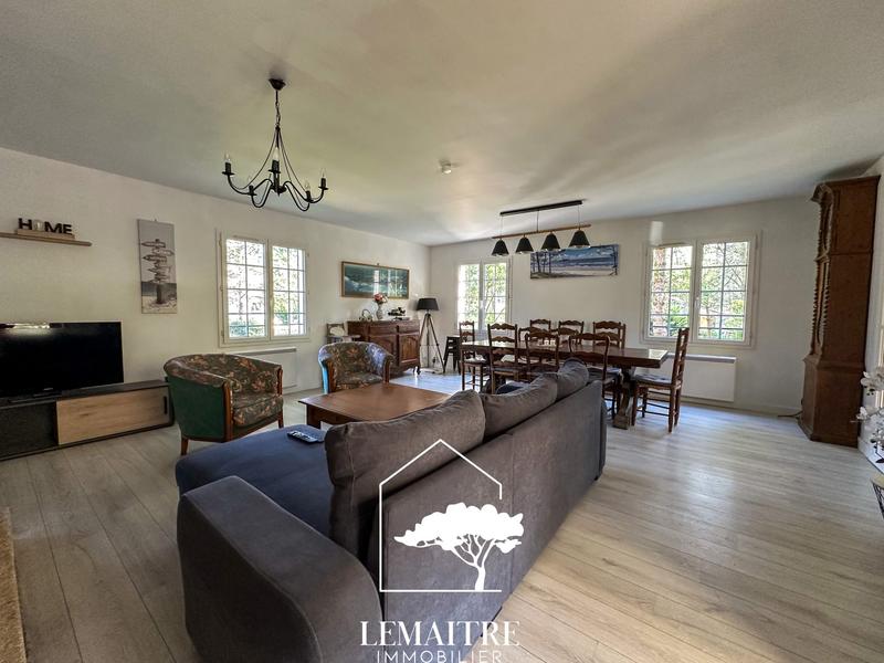 Maison - 136 m² - 6 pièces