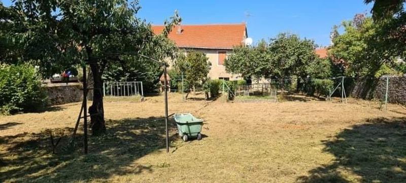 Maison de village - 243 m² - 10 pièces