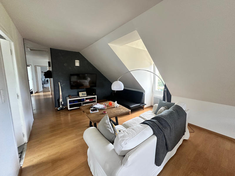 Maison - 205 m² - 6 pièces