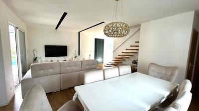 Maison - 135 m² - 5 pièces