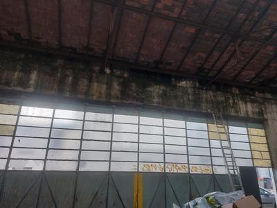 Local commercial - 400 m² - 1 pièce