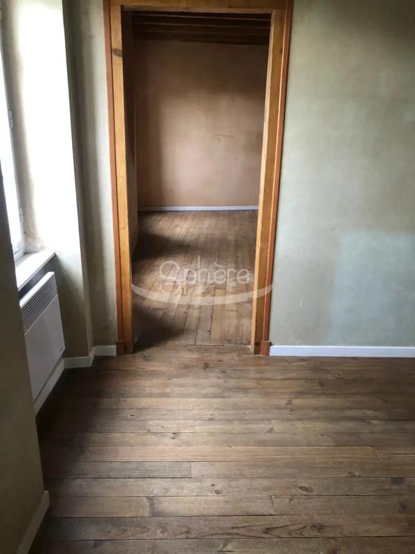 Maison de village - 175 m² - 11 pièces