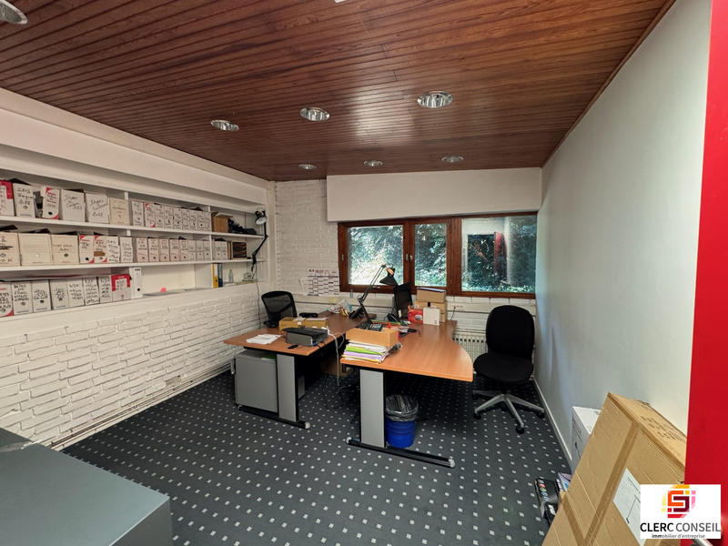 Bureau - 346 m²