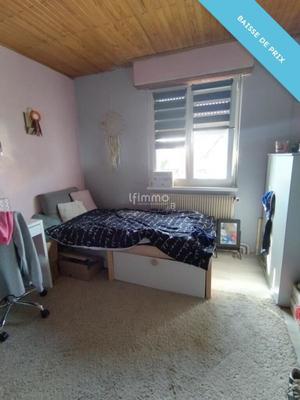 Maison - 90 m² - 5 pièces