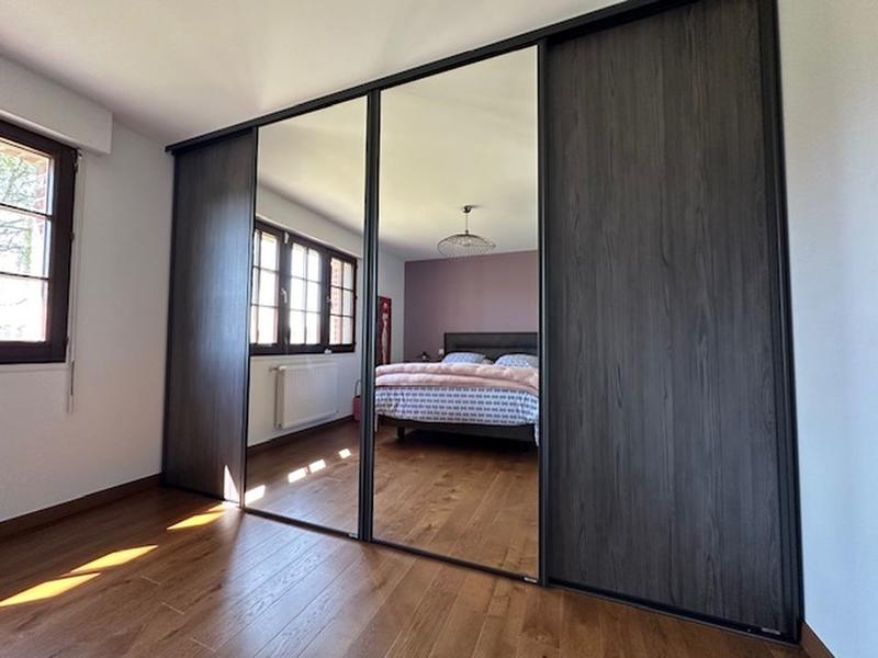 Propriété - 215 m² - 7 pièces