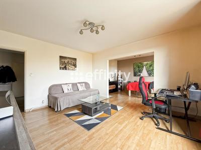 Appartement - 97 m² - 5 pièces