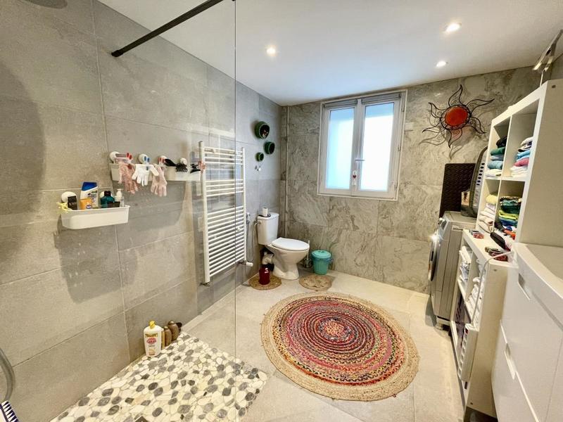 Maison - 105 m² - 4 pièces