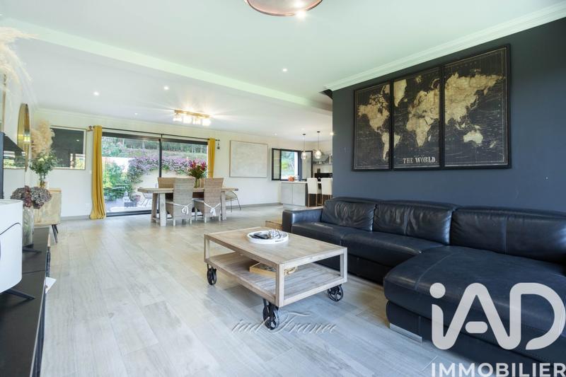 Maison - 134 m² - 5 pièces