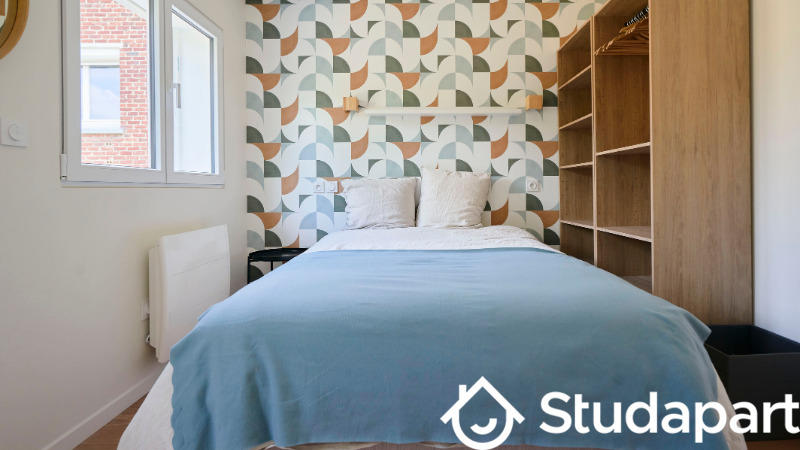 Chambre - 120 m² - 1 pièce