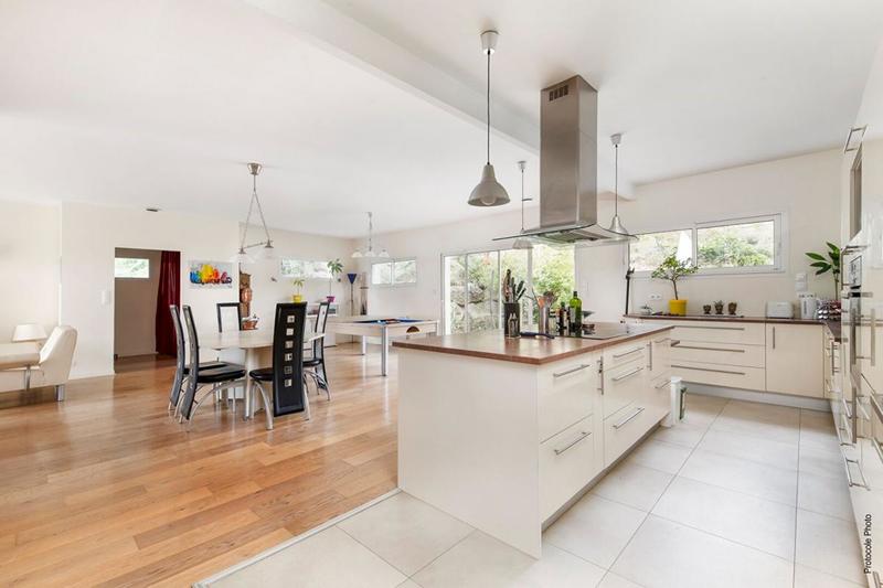 Maison - 185 m² - 7 pièces