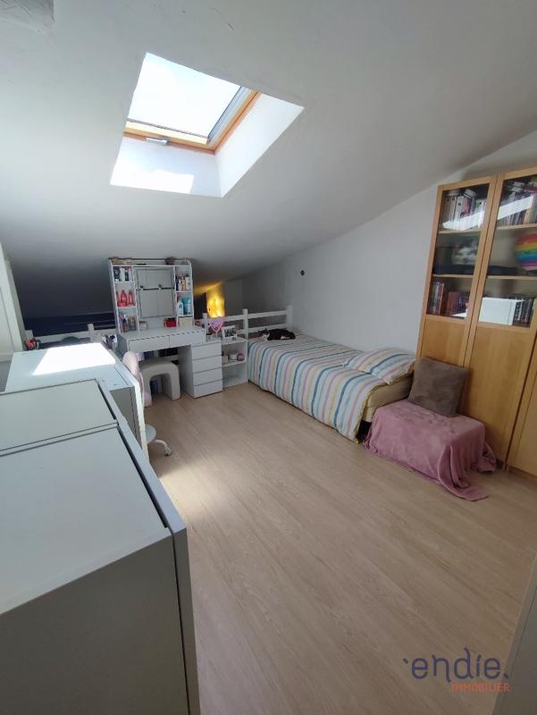 Appartement - 81 m² - 3 pièces