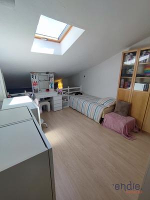 Appartement - 81 m² - 3 pièces