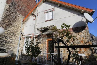 Maison - 101 m² - 5 pièces