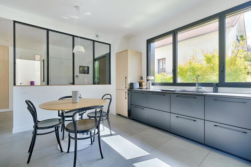 Maison d'architecte - 283 m² - 8 pièces