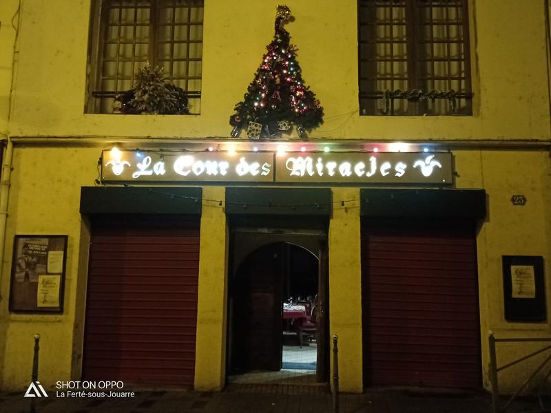 Dîner spectacle et soirée dansante de la Saint et sans Valentin ! :)