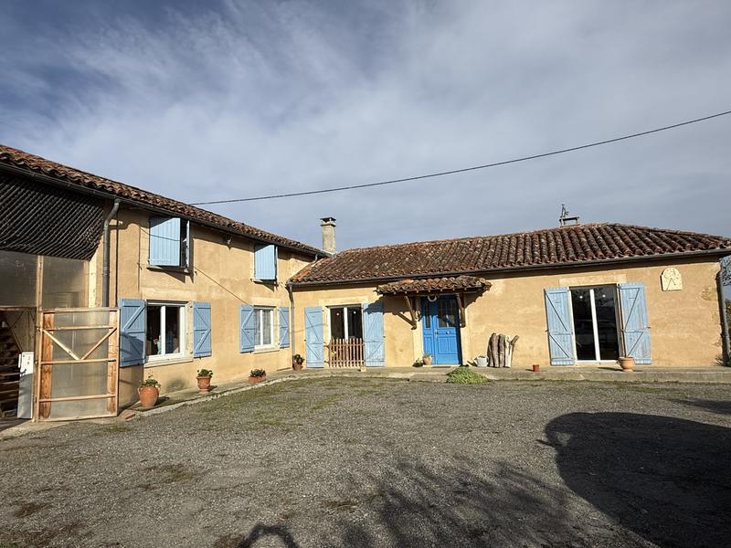 Maison ancienne - 277 m² - 12 pièces