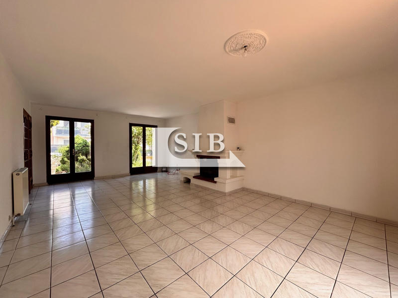 Maison ancienne - 114 m² - 6 pièces