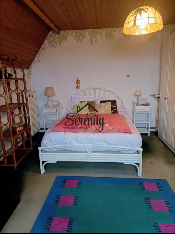 Maison - 211 m² - 9 pièces