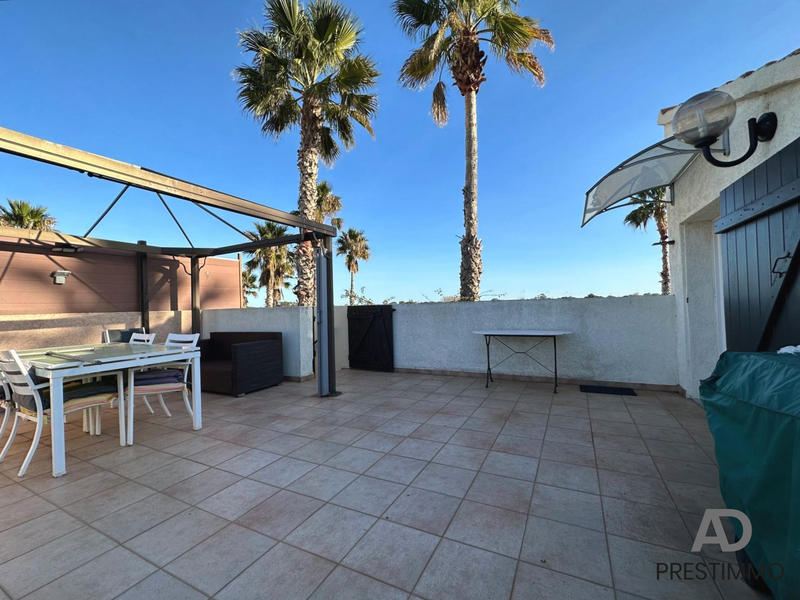 Villa - 231 m² - 8 pièces