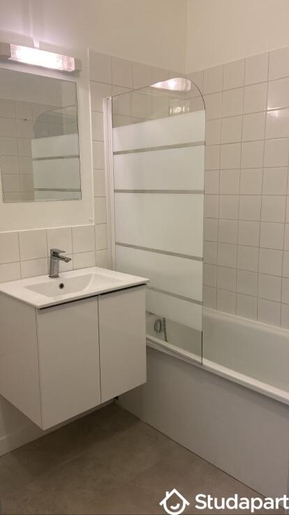 Chambre - 9 m² - 1 pièce