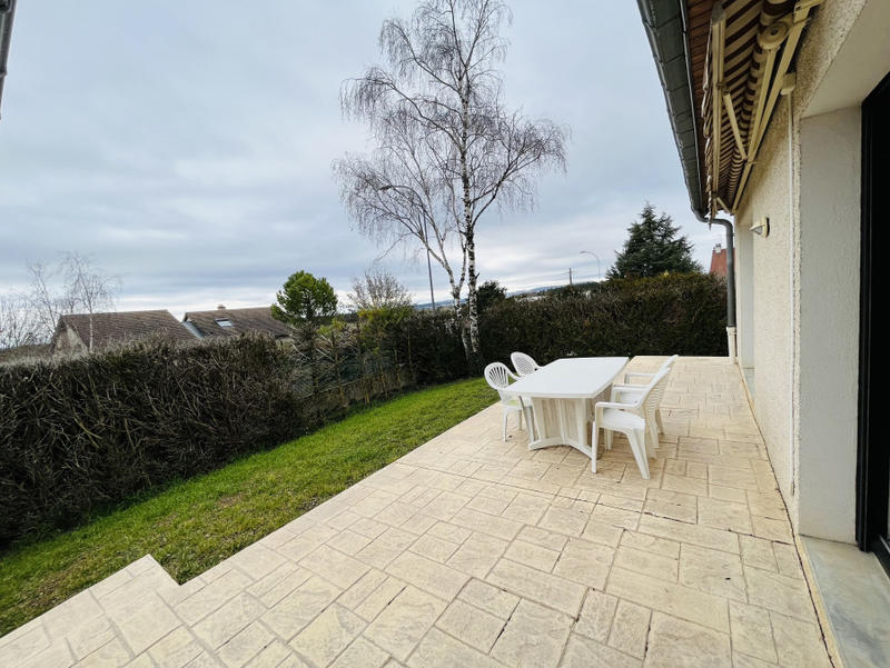 Maison - 200 m² - 10 pièces