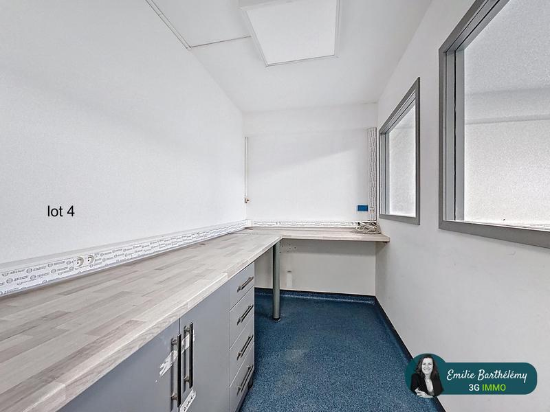 Local commercial - 173 m² - 4 pièces