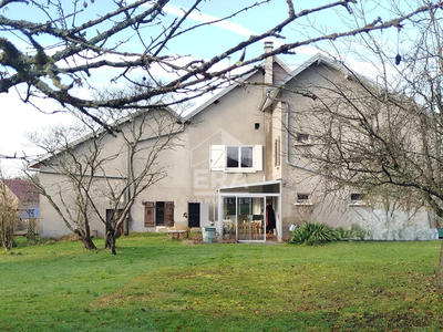 Maison - 148 m² - 5 pièces