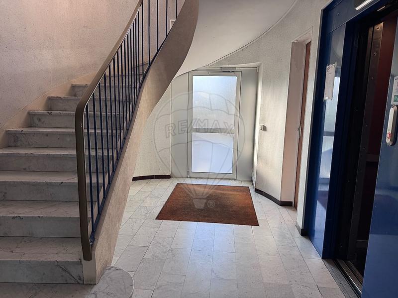 Appartement - 100 m² - 4 pièces